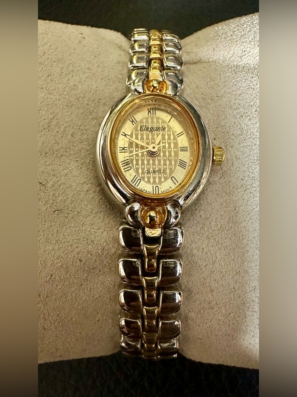 Elegante Two-Tone Gold and Silver Bracelet Watch